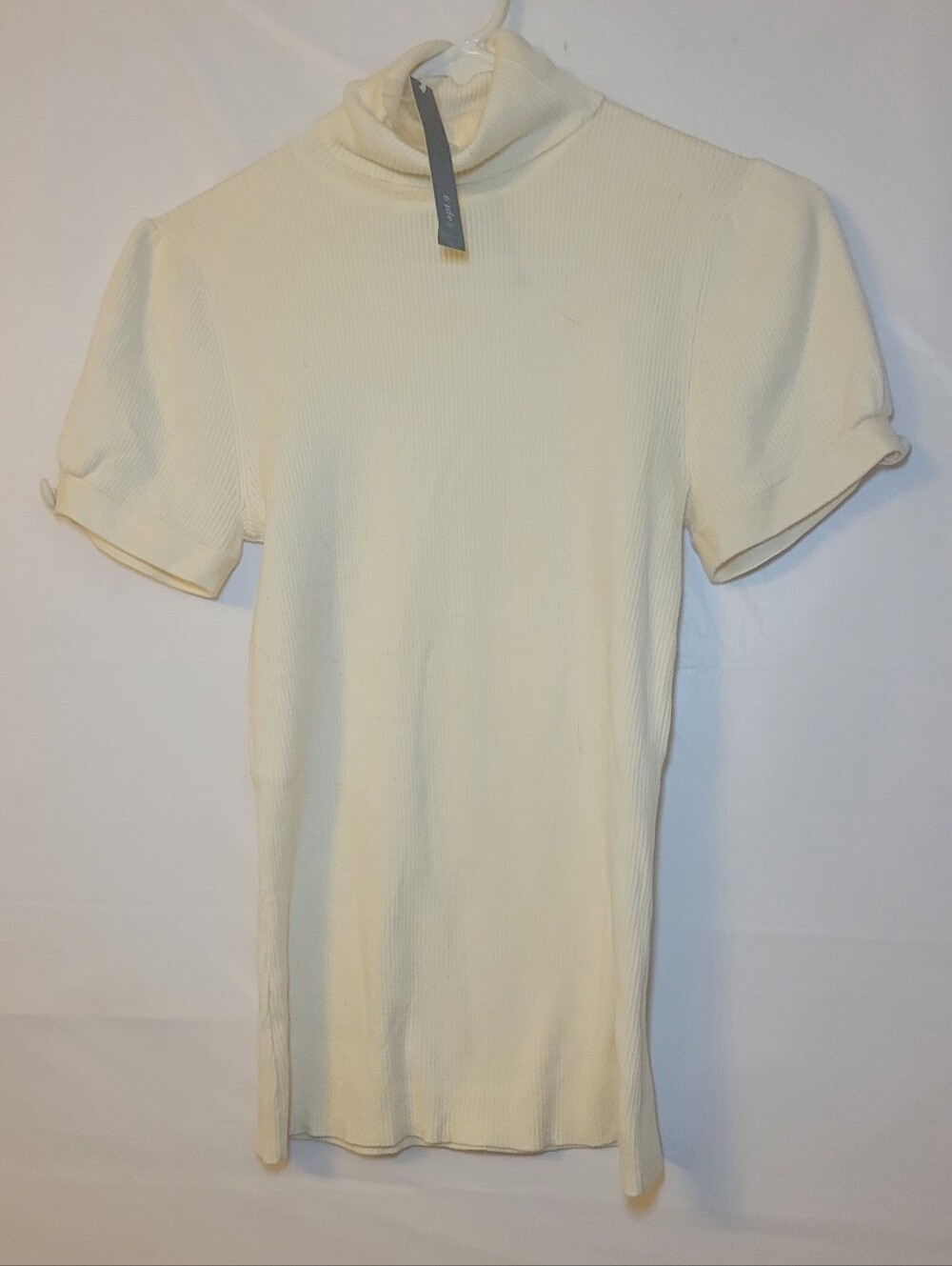 Apt. 9 Cream Ribbed Short-Sleeve Turtleneck
